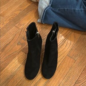 Elegant Black Ankle Boots